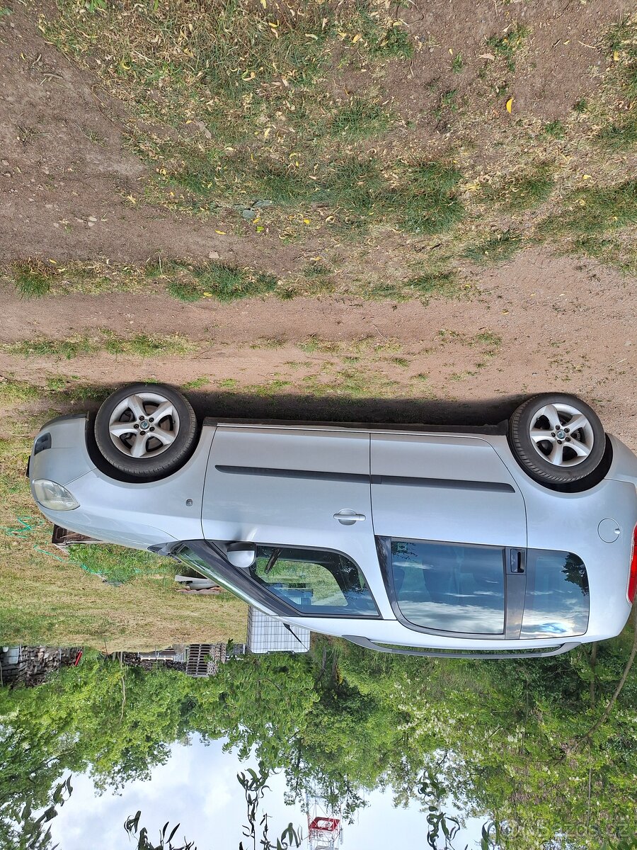 Prodám Škoda Roomster r.v 2009