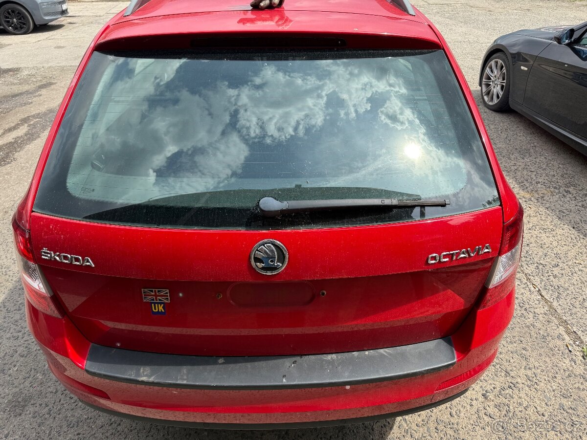 Zadni pate Dvere Skoda Octavia 3 kombi