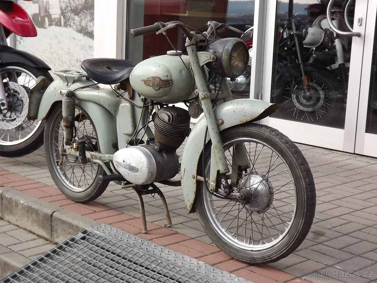 NSU 100 FOX