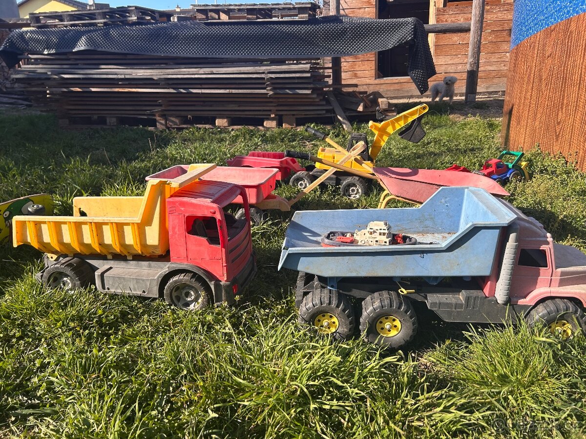Auta 2ks na písek Tatra