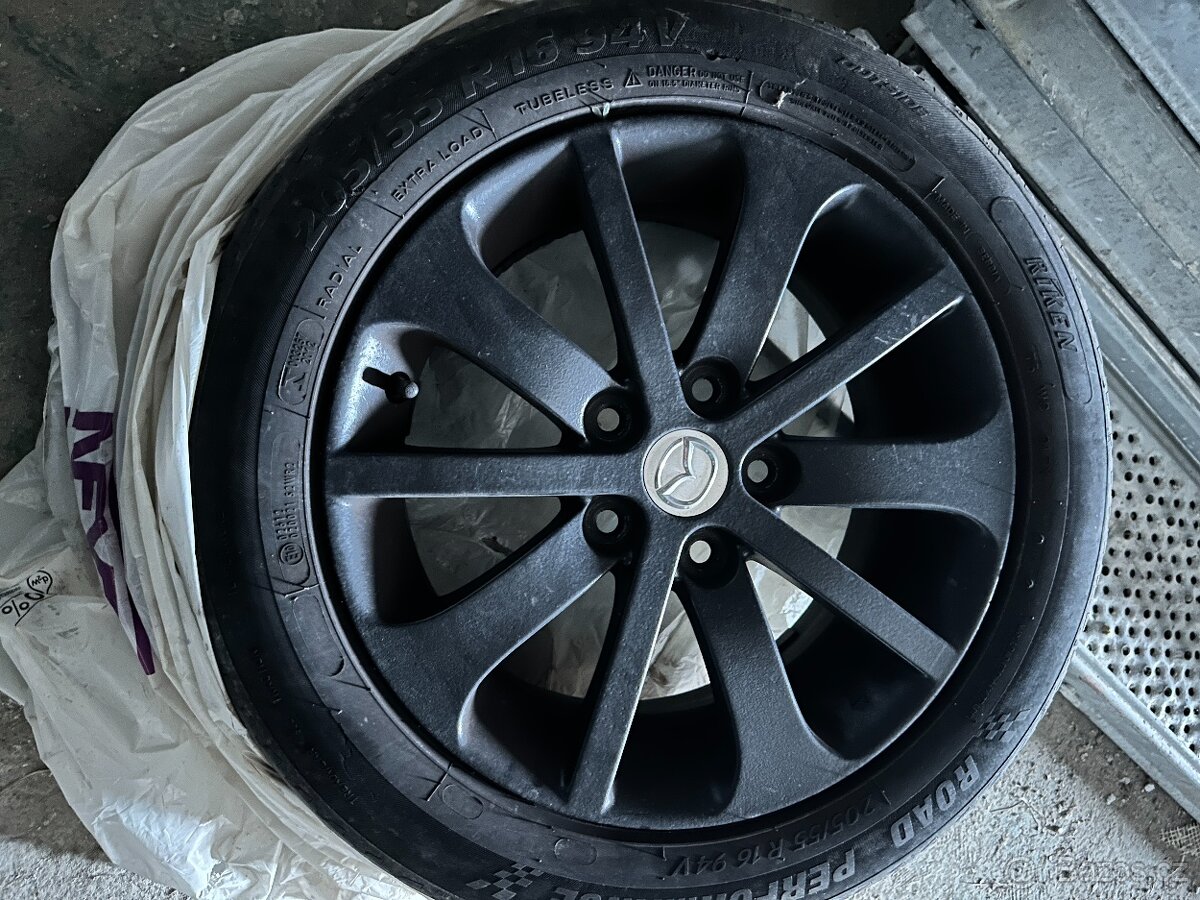 Hliníkova kola na Mazda 16 ky,205x55xr16