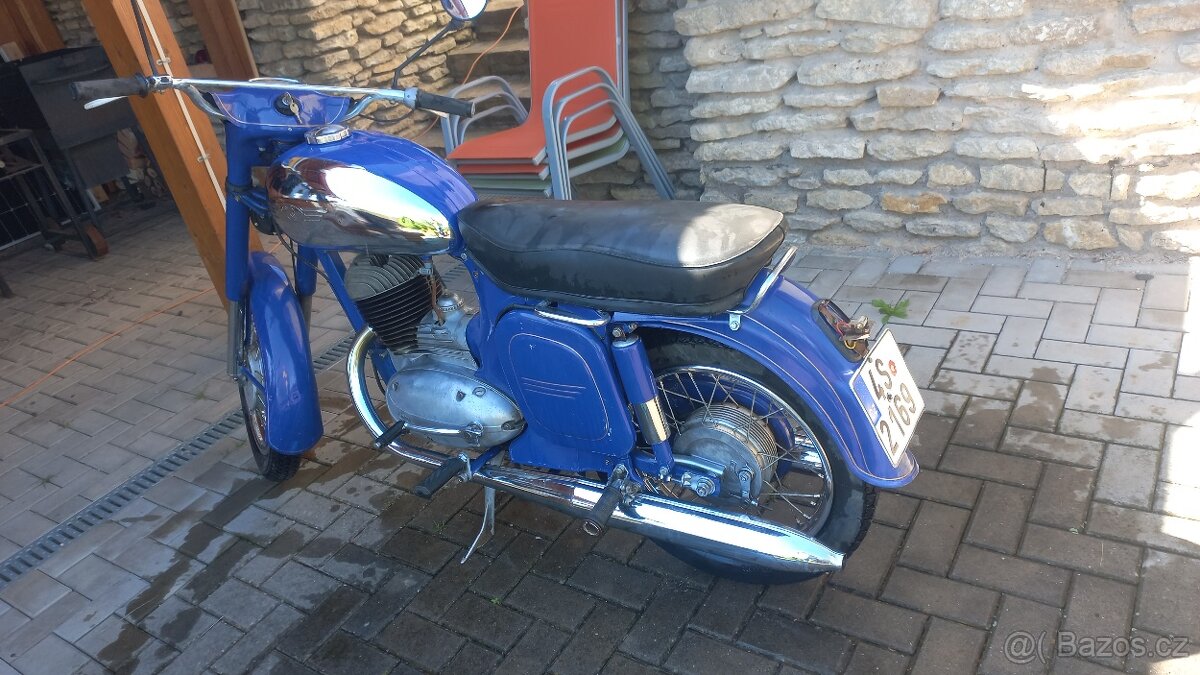 Jawa 250 panelka s doklady