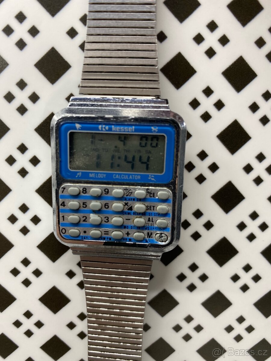 Retro hodinky Kessel s kalkulačkou