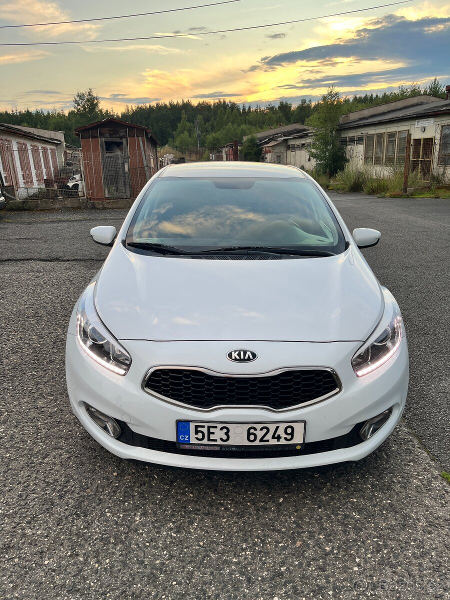 Kia Ceed (JD) 1.4. + LPG