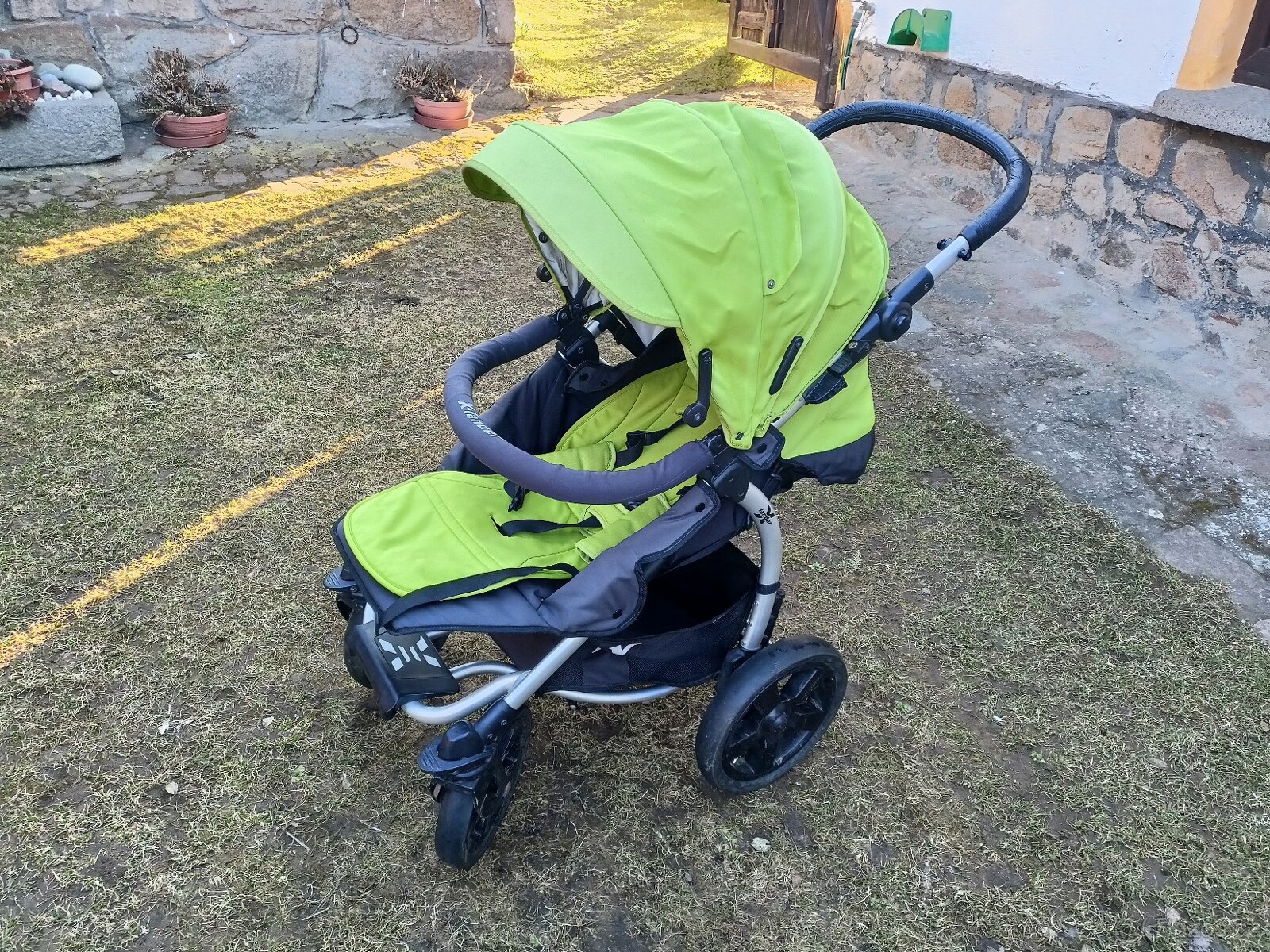 Trojkombinace kočárek autosedačka sporťák