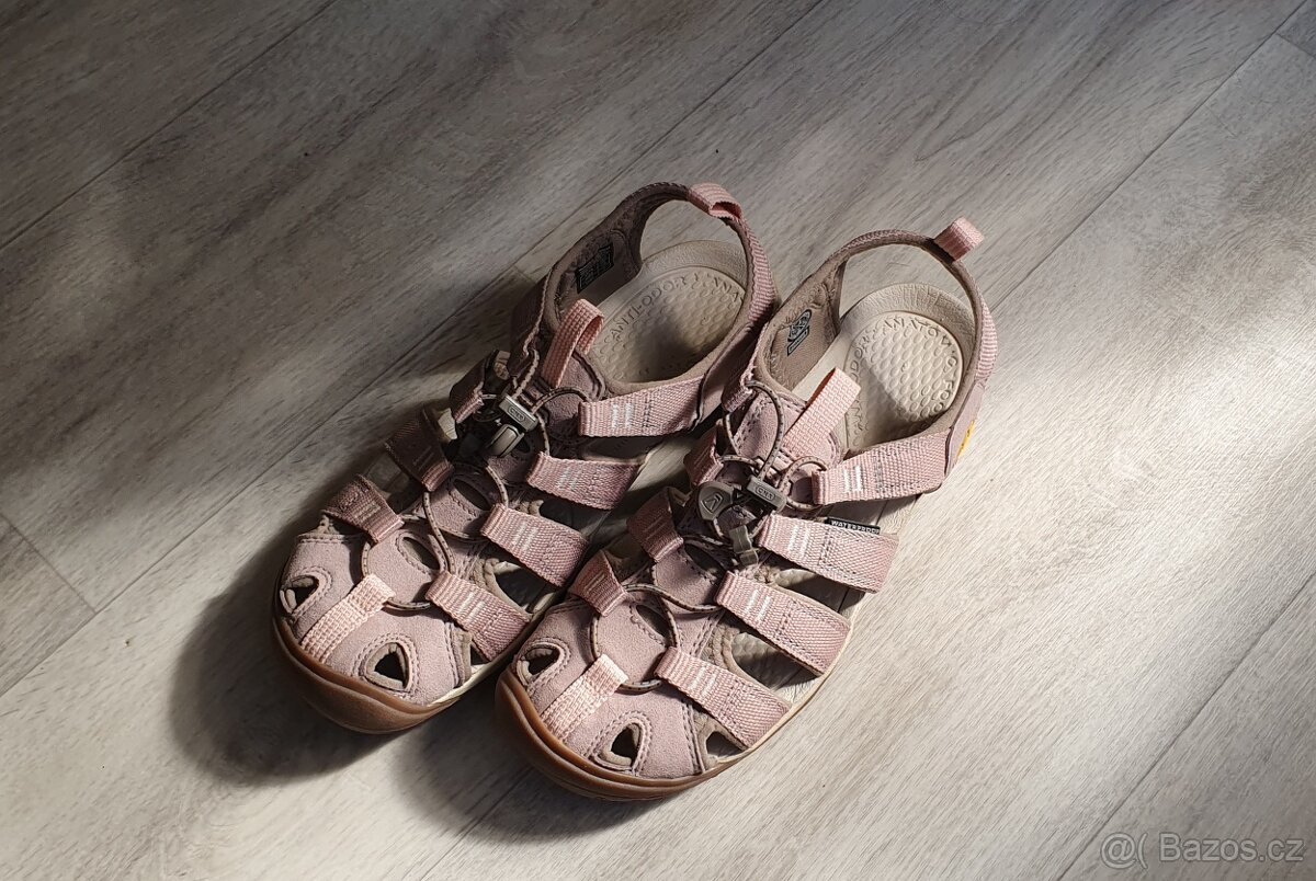 Sandále Keen CNX Clearwater 38,5