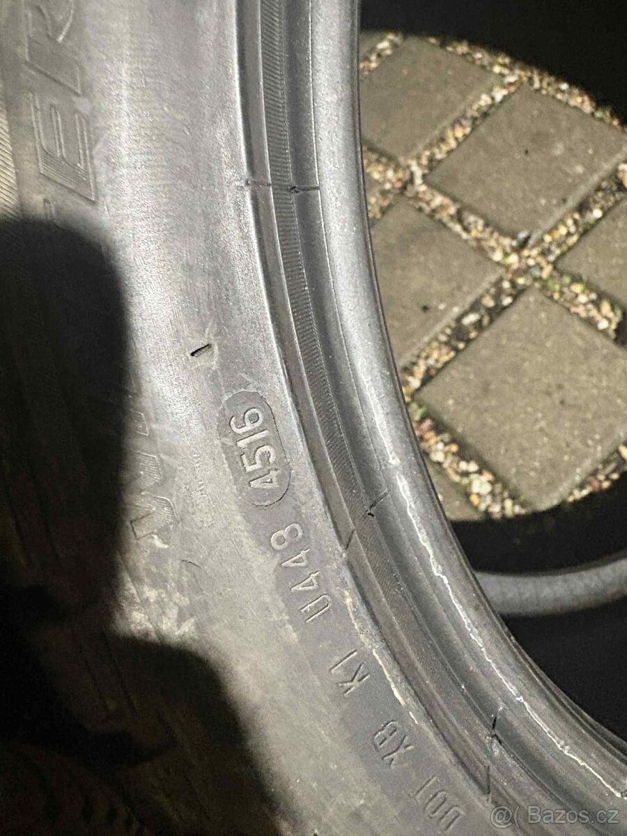 Pneumatiky Pirelli 2 kusy