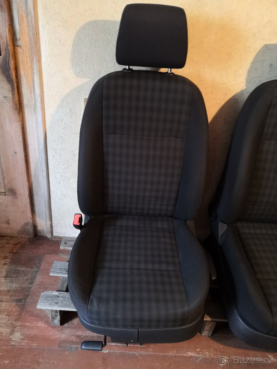 Sedačky Škoda Octavia 1 Combi Tour