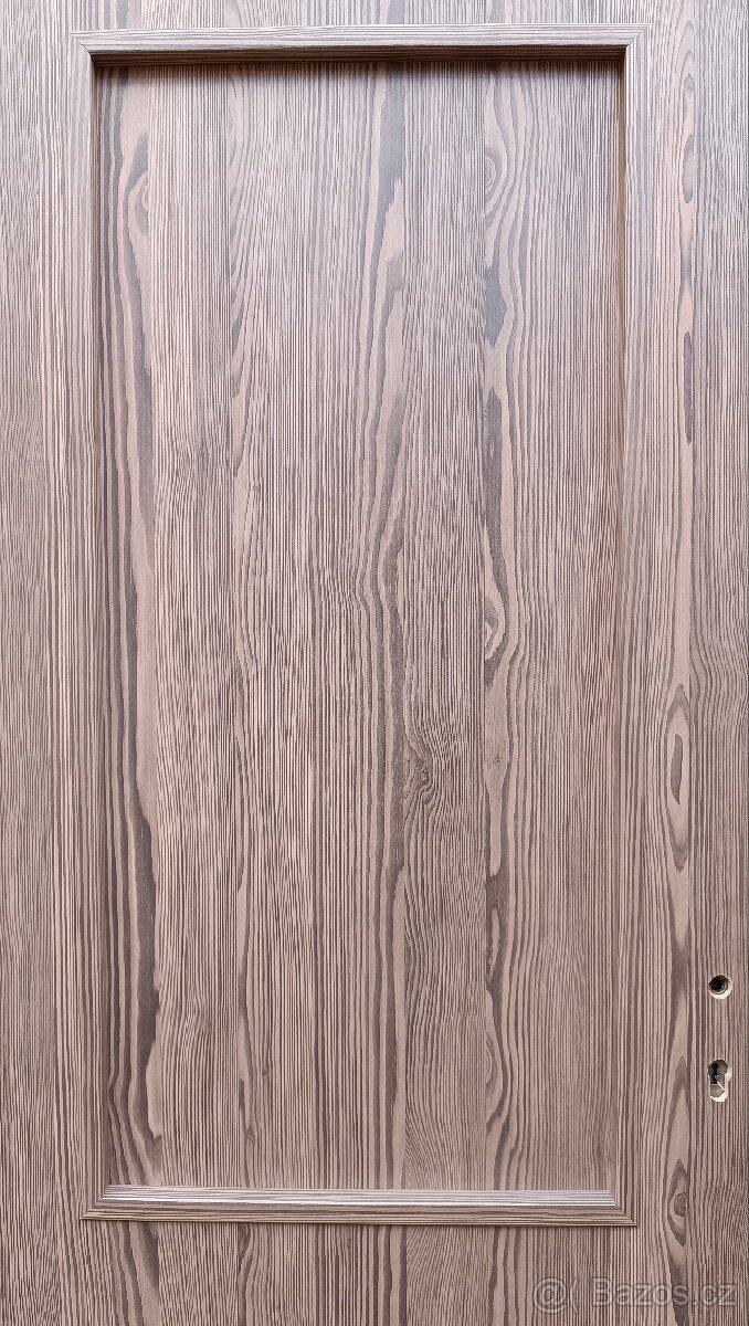 Nové nepoužité dveře - dekor opalované dřevo