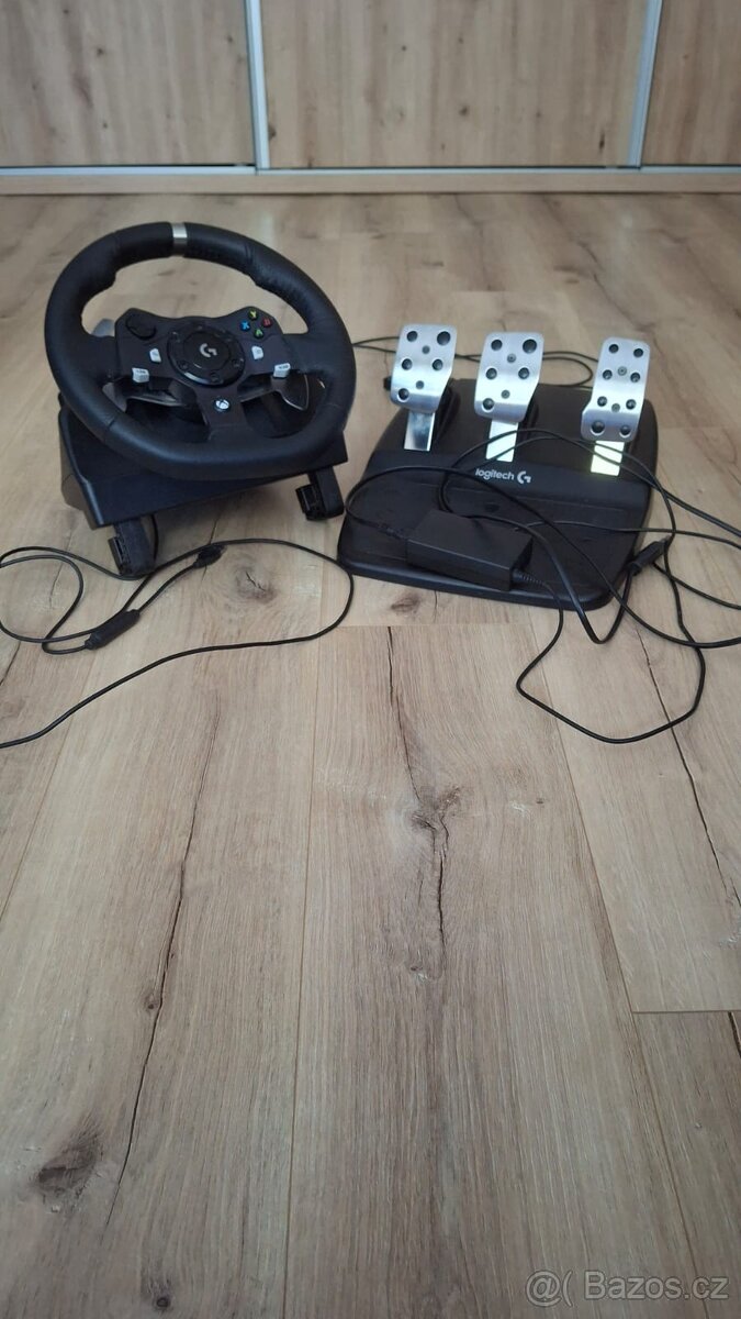 Volant + pedály Logitech G920