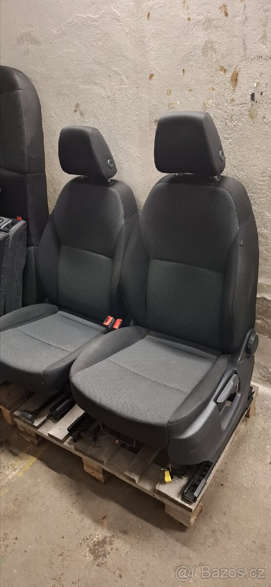 Sedačky Škoda Octavia 3