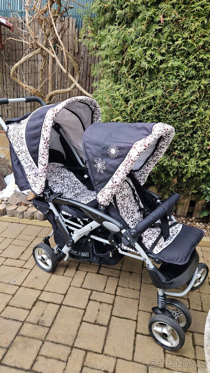 Dvojkočárek chic 4 baby