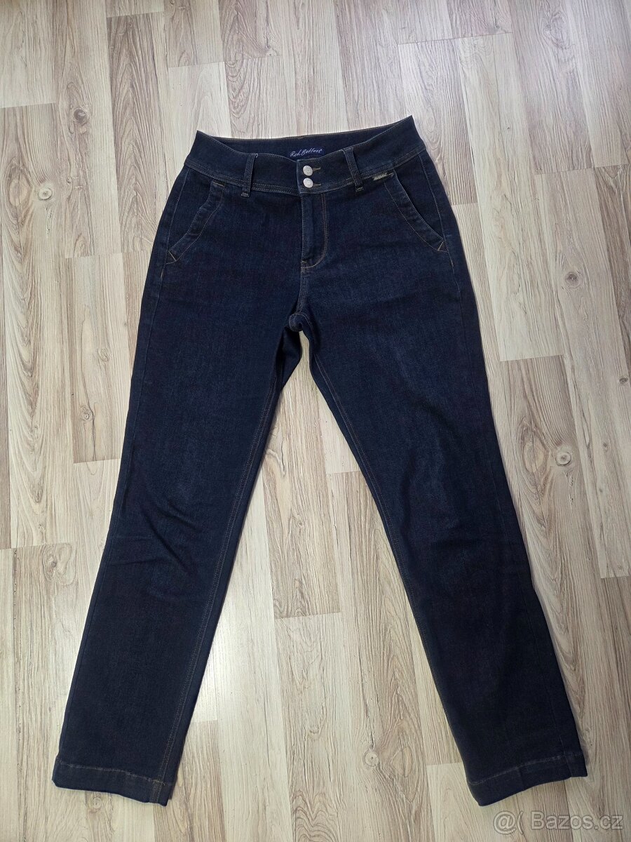 Nádherné džíny vel. 38 elastické