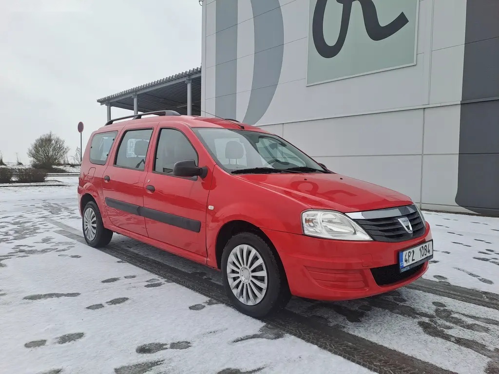 Dacia Logan, 1.6i 1.MAJ 7MÍSTNÉ SPOLEHLIVÉ