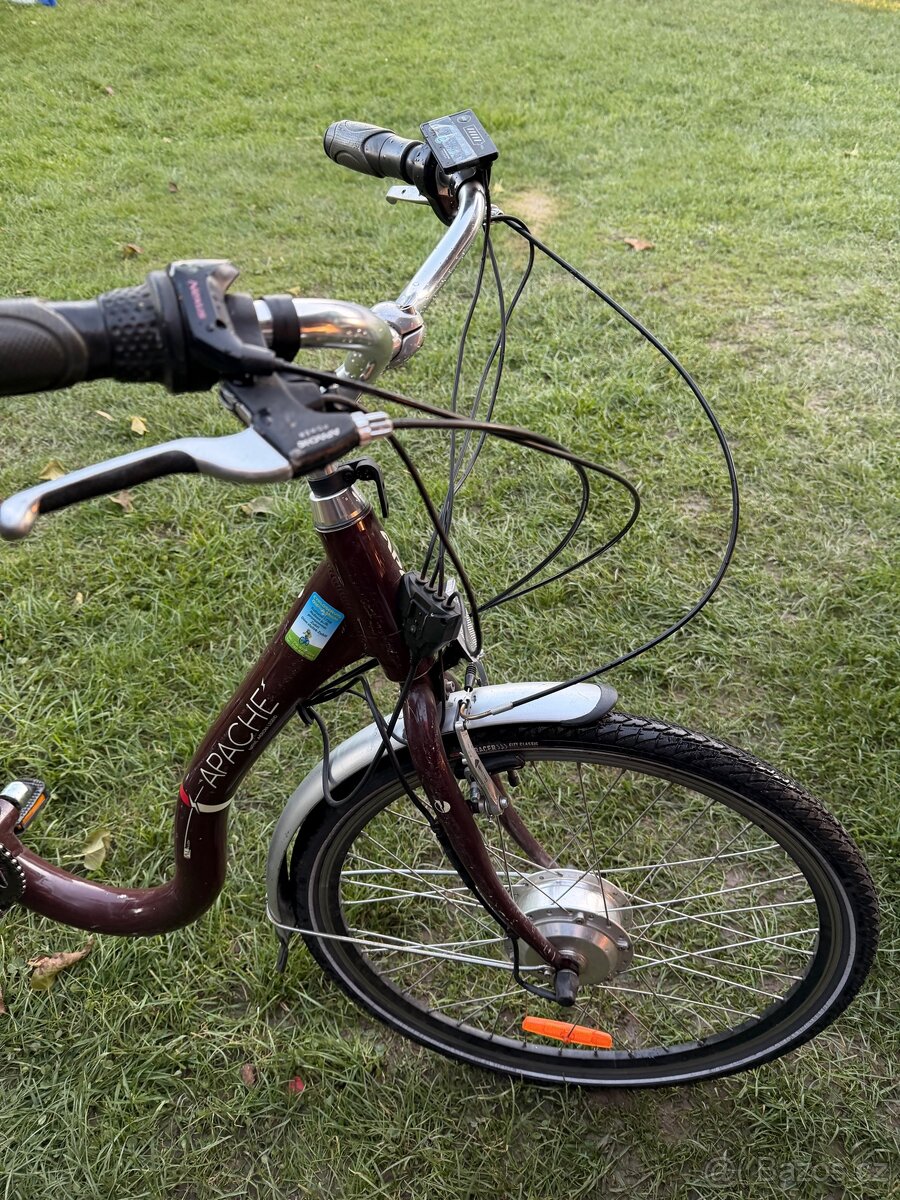 Dámské elektrokolo Apache