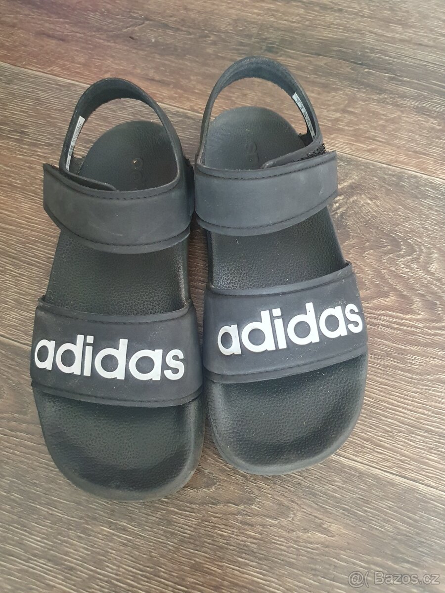 Sandále Adidas