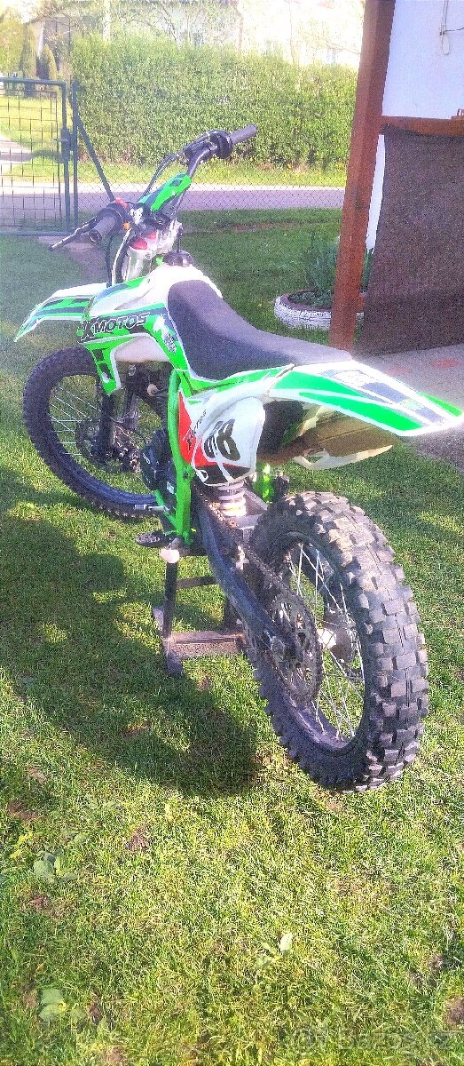 Motorka Xmotos 250ccm xb88