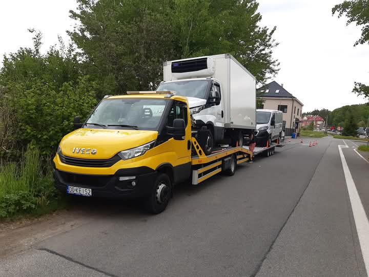 Iveco 72C18 Odtahovka 7.2T 233000KM