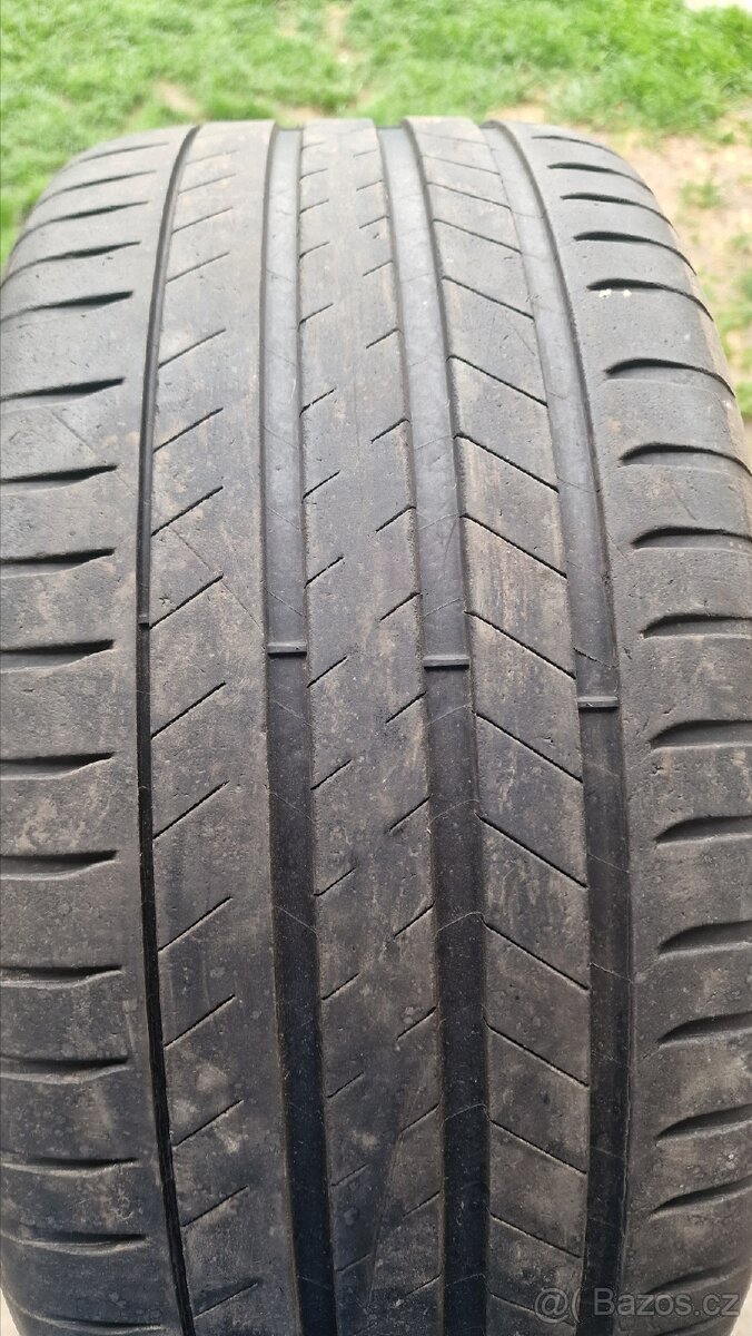 Pneu 265/45 R20 Michelin Latitude Sport 3 (1921)