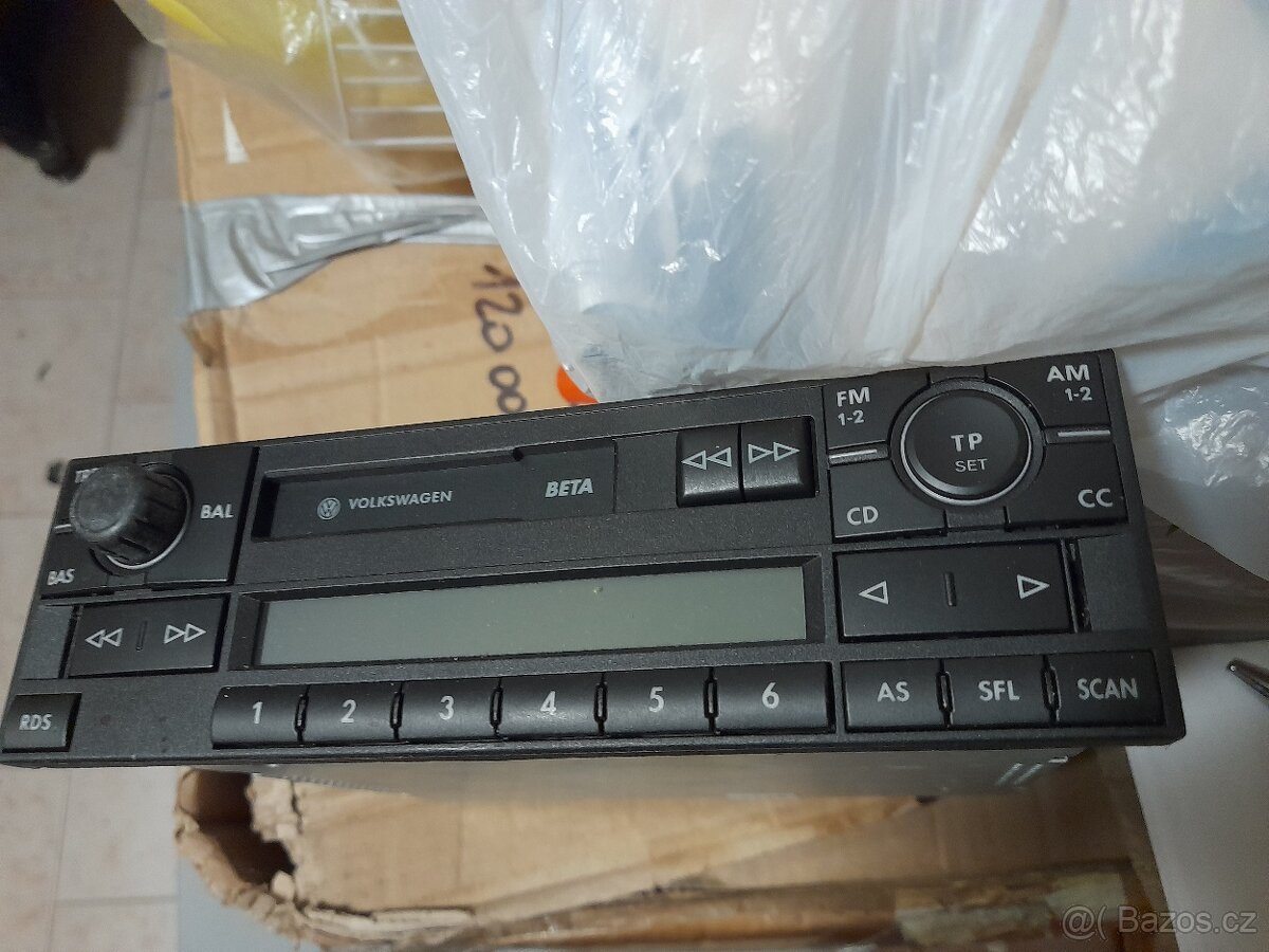 Prodám staré autorádio značky VW beta 80-90.leta