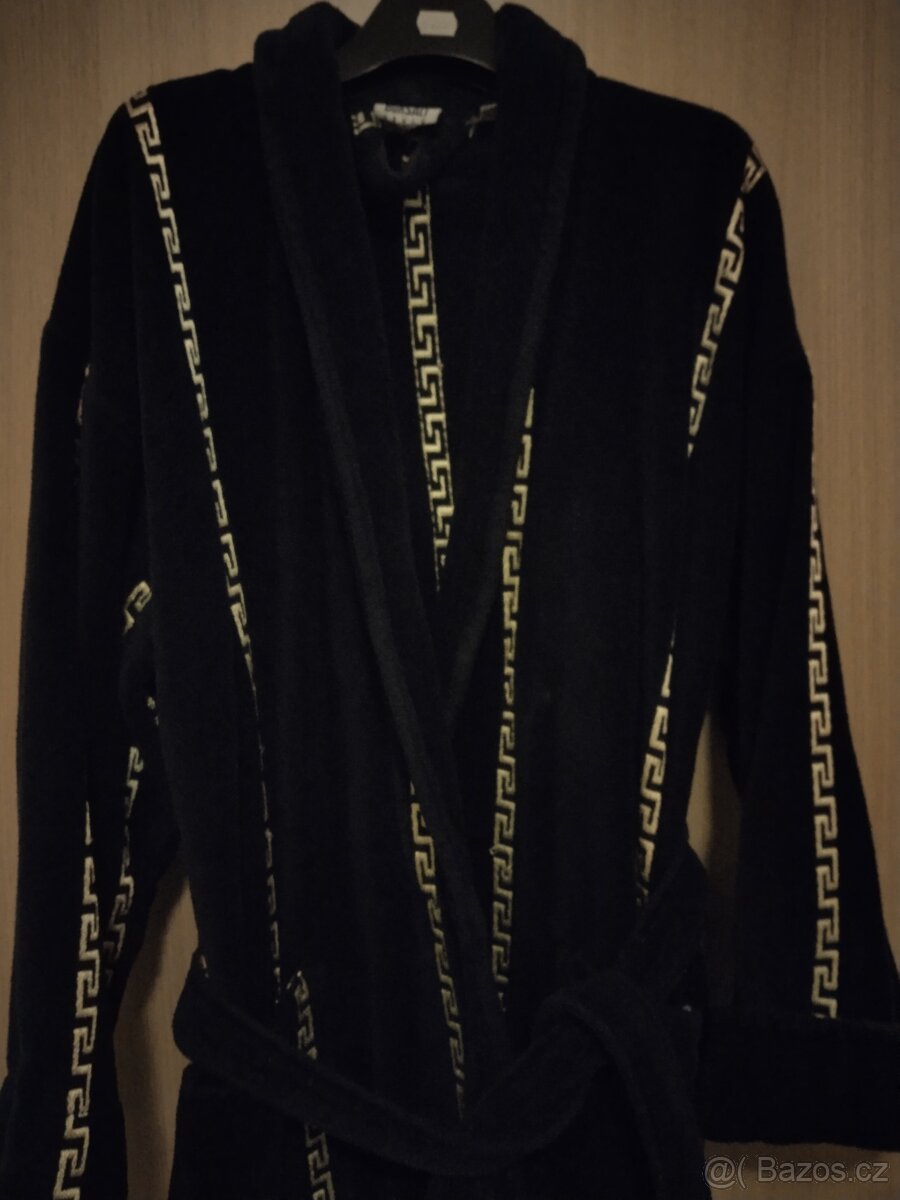 KOUPACÍ PLÁŠŤ