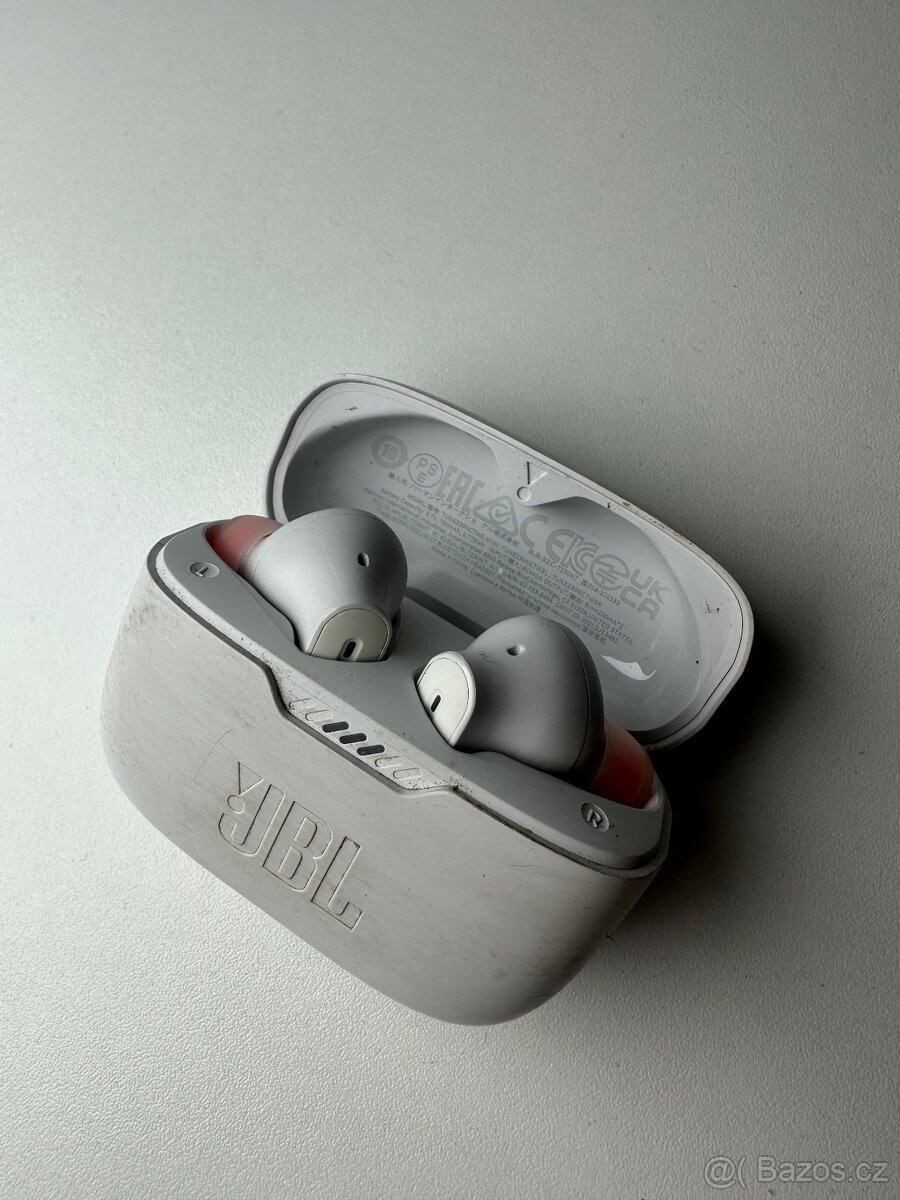 JBL Tune T220TWS