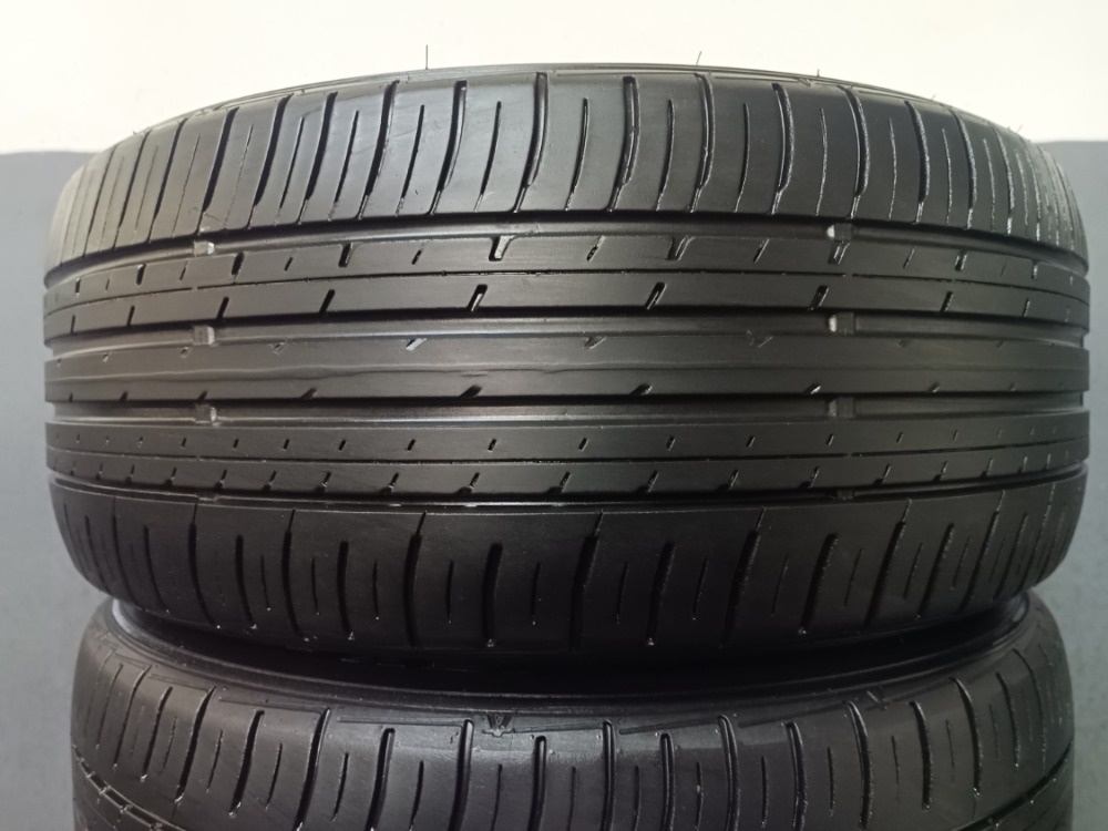 225/45 R17 FALKEN (4318)