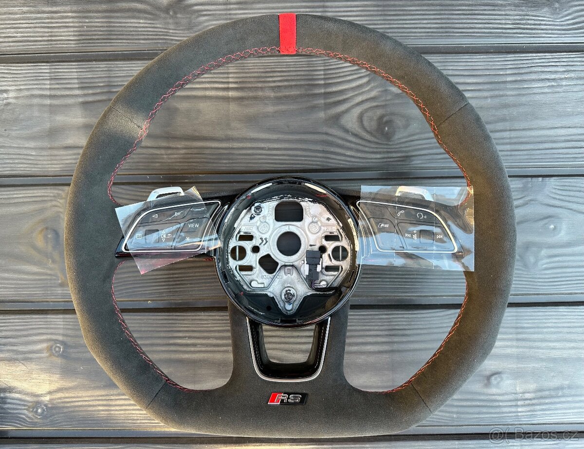 Audi sportovy volant alcantara cerveny RS3 RSQ3 RS4 RS5