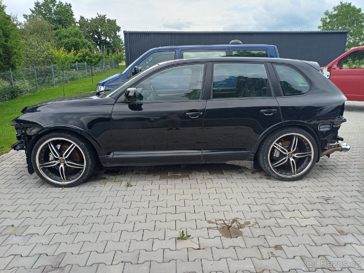 Porsche cayenne 4.8V8 lift