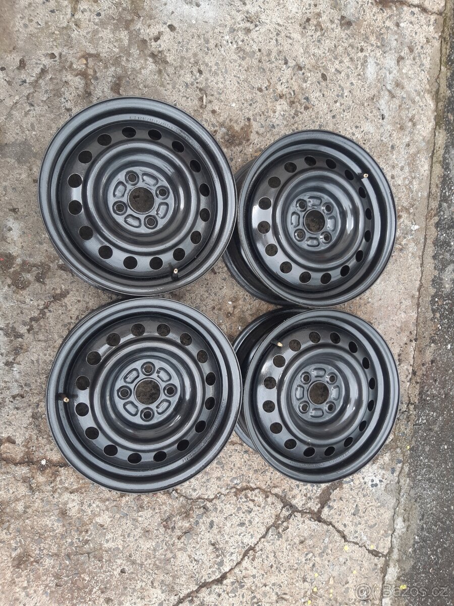 Ford - alu a plechové disky 15" a 13" rozteč 4x108
