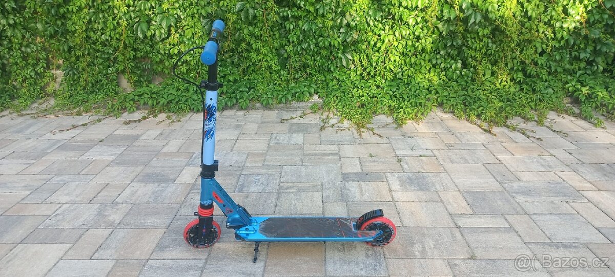Dětská koloběžka Oxelo