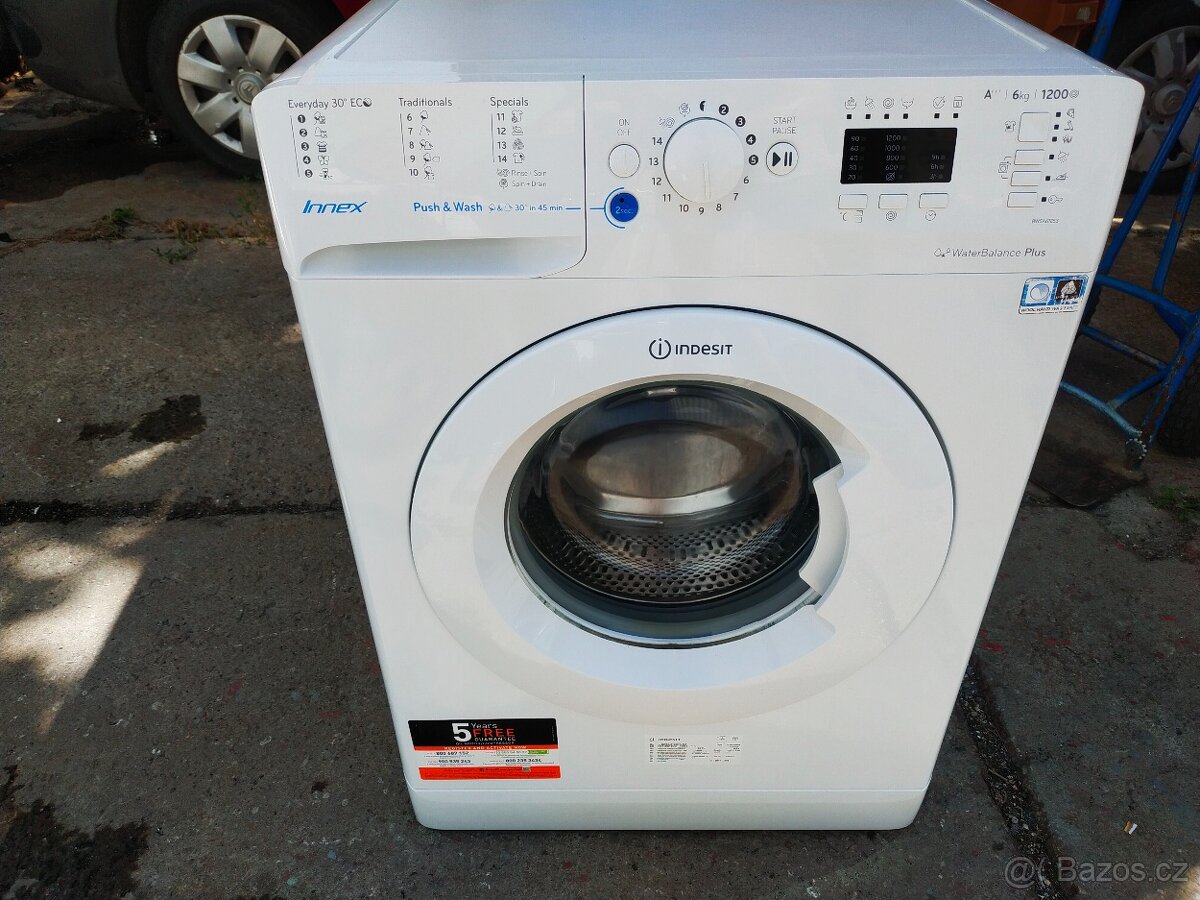 Prodám plně funkční pračku značky Indesit na 6 kg --DOVEZU--