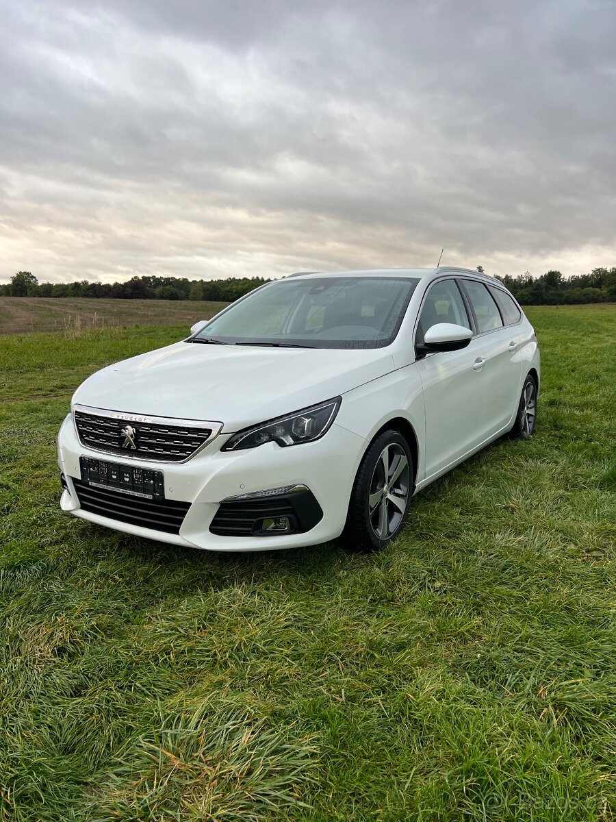 Peugeot 308 SW 1.5 HDi 96 kw Servisováno