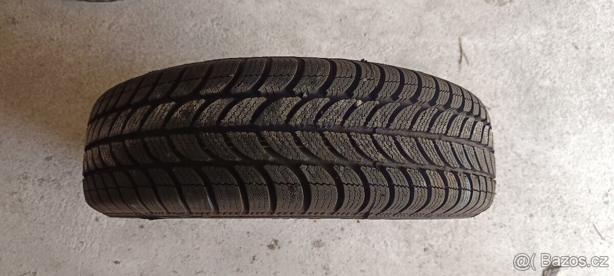Nabízím 4 krát R13 165/70