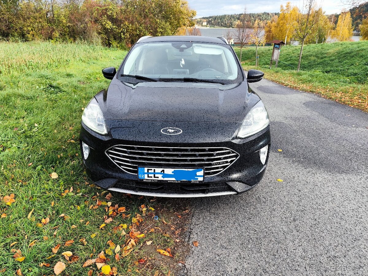 Prodám Ford Kuga PHEV, 165kW