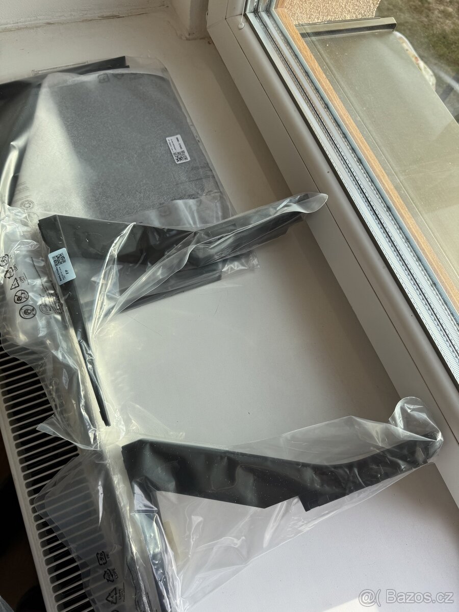 Samsung BN96-50867A nohy televize - assy stand p-cover top