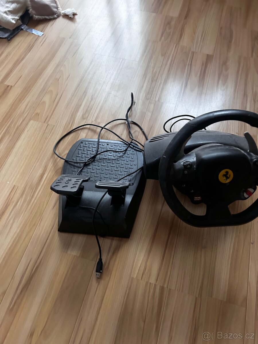 Ferrari 488 GTB herní volant PS4/ PS5/ PC Thrustmaster T80
