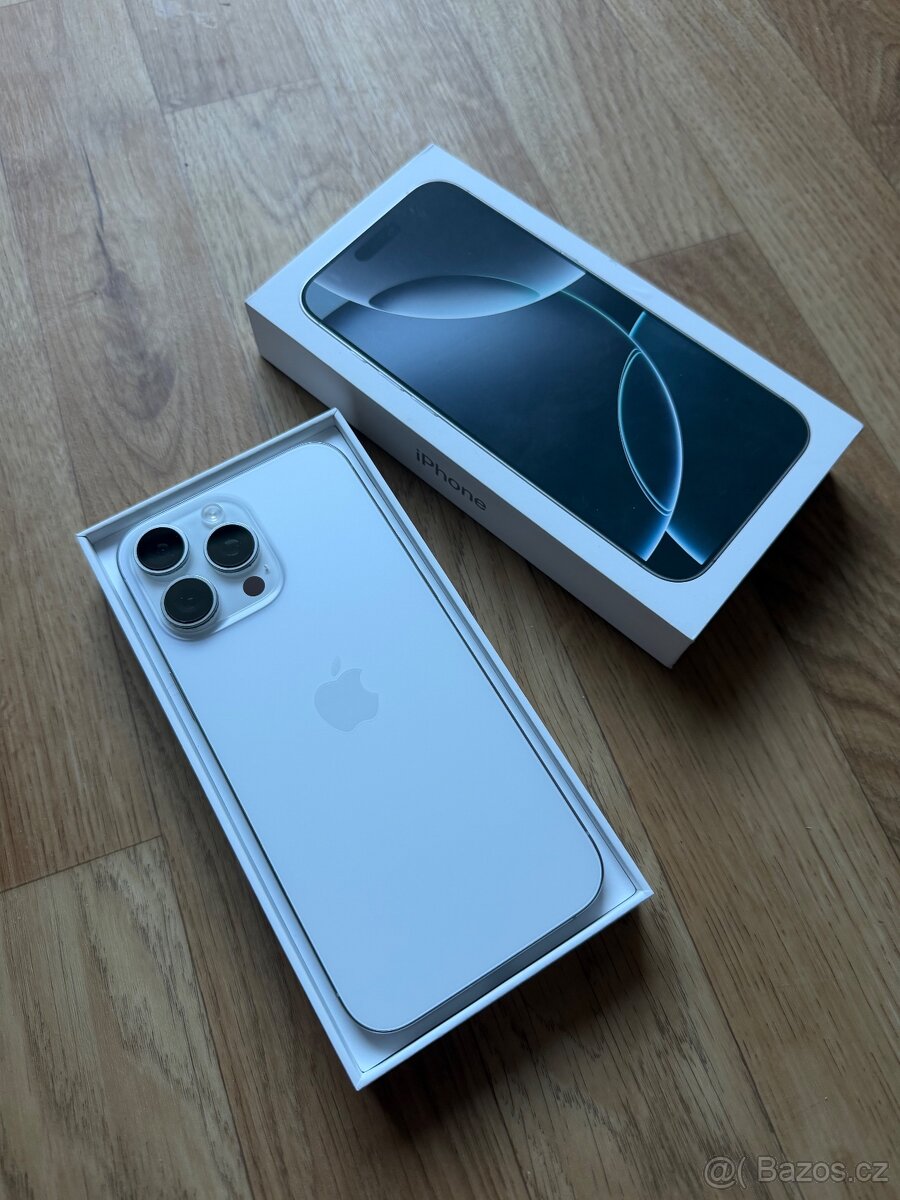 Apple iPhone 16 Pro Max 256GB bílý titan