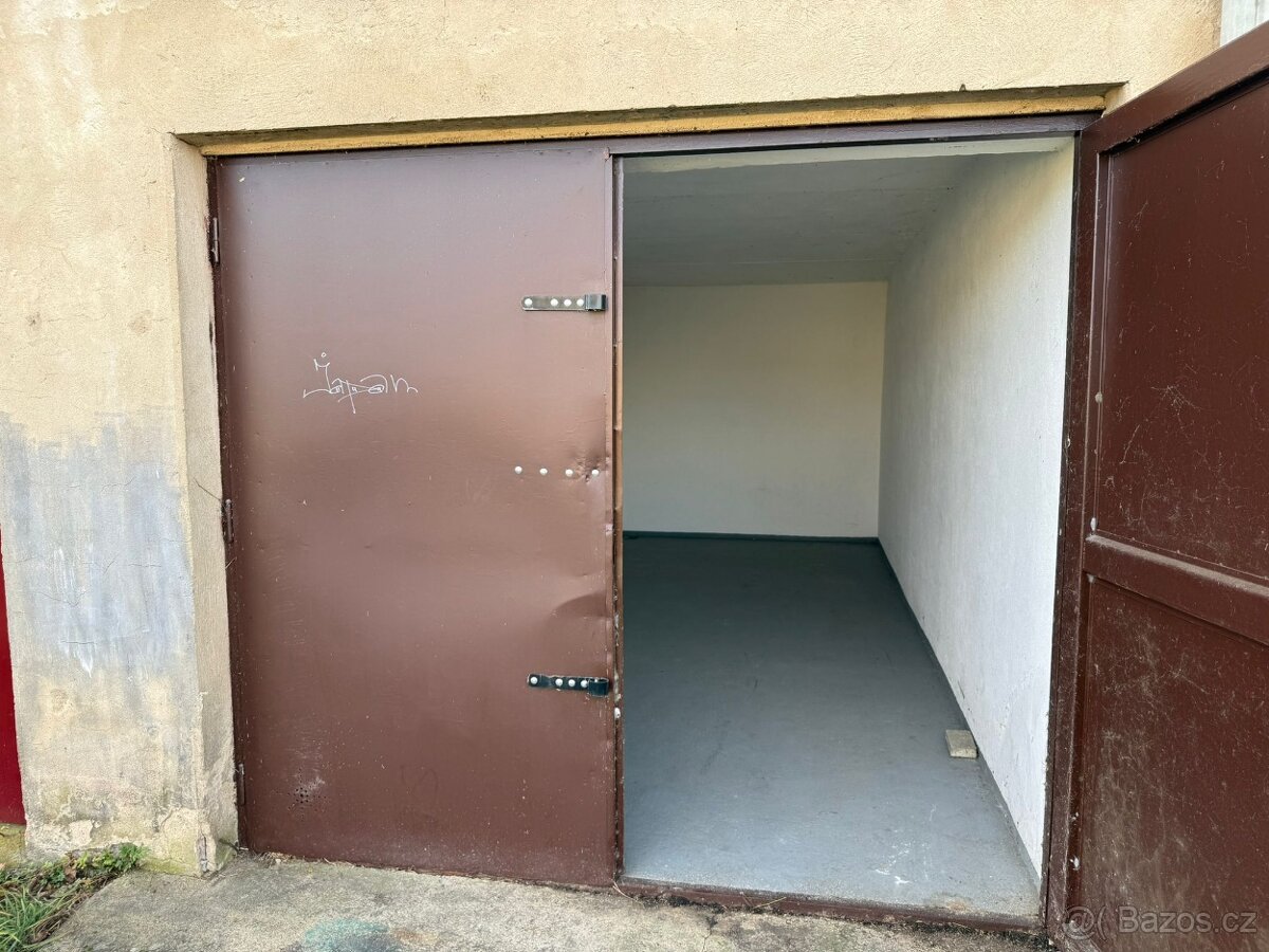 Pronájem garáže -Mladá Boleslav -AKUMA