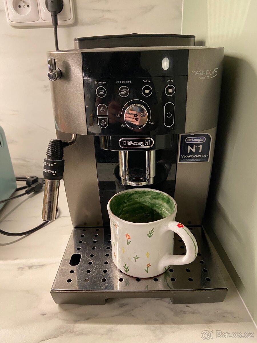 Kávovar De’Longhi Magnifica S Smart