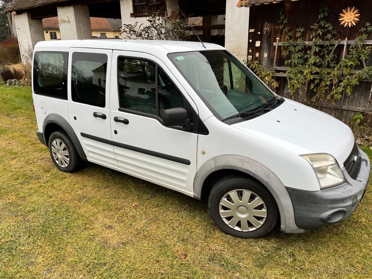 Ford tourneo connect 5míst