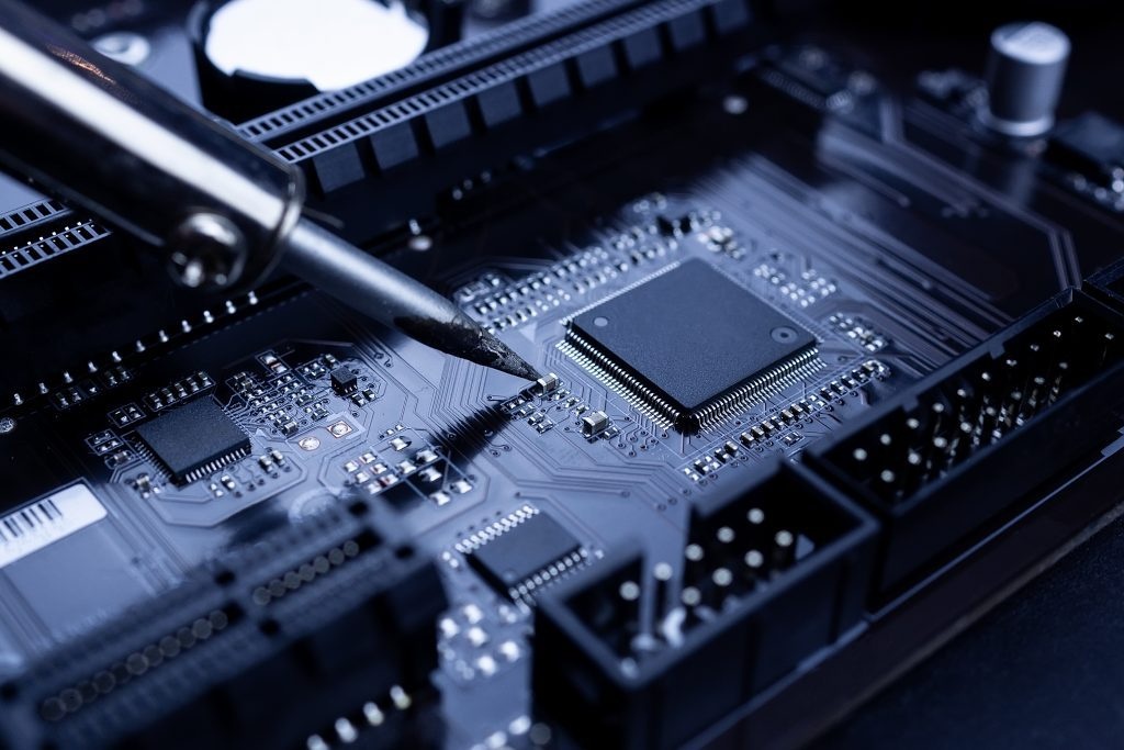 Oprava elektroniky a 3D tisk – rychle, kvalitně, spolehlivě