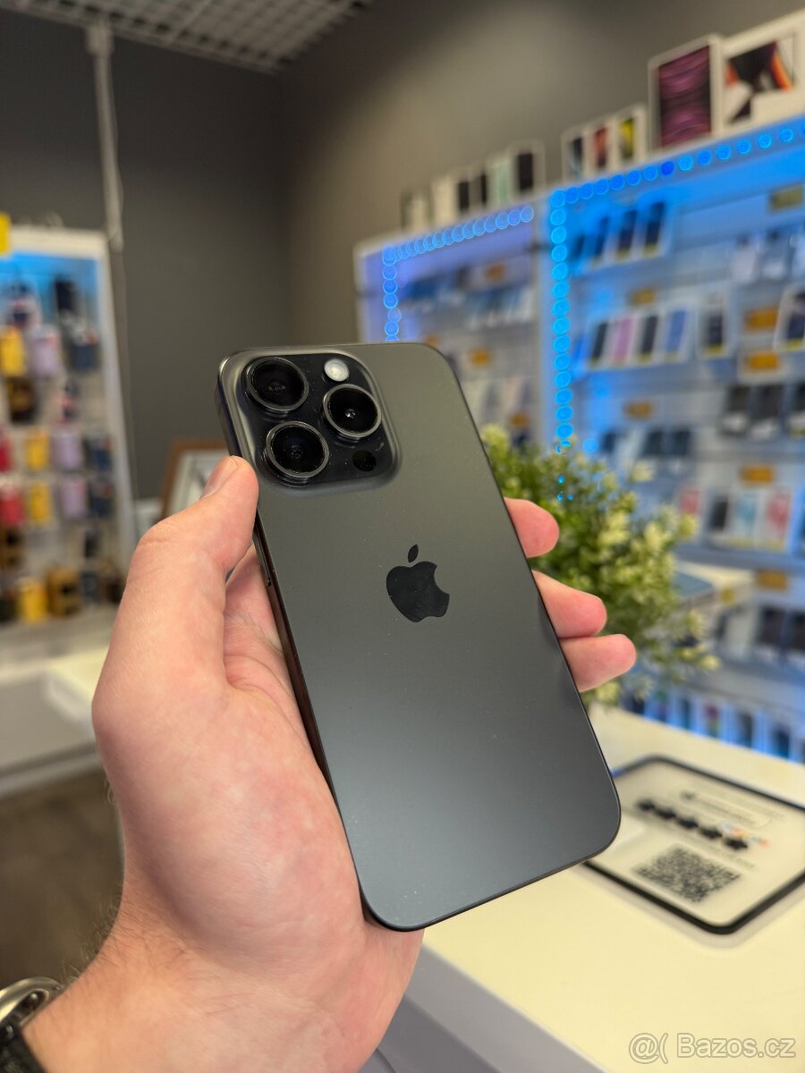 iPhone 15 Pro 256Gb Černý E-SIM
