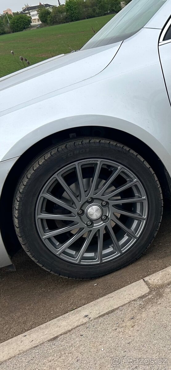 Alu kola Brock r17 5x112 letní pneu