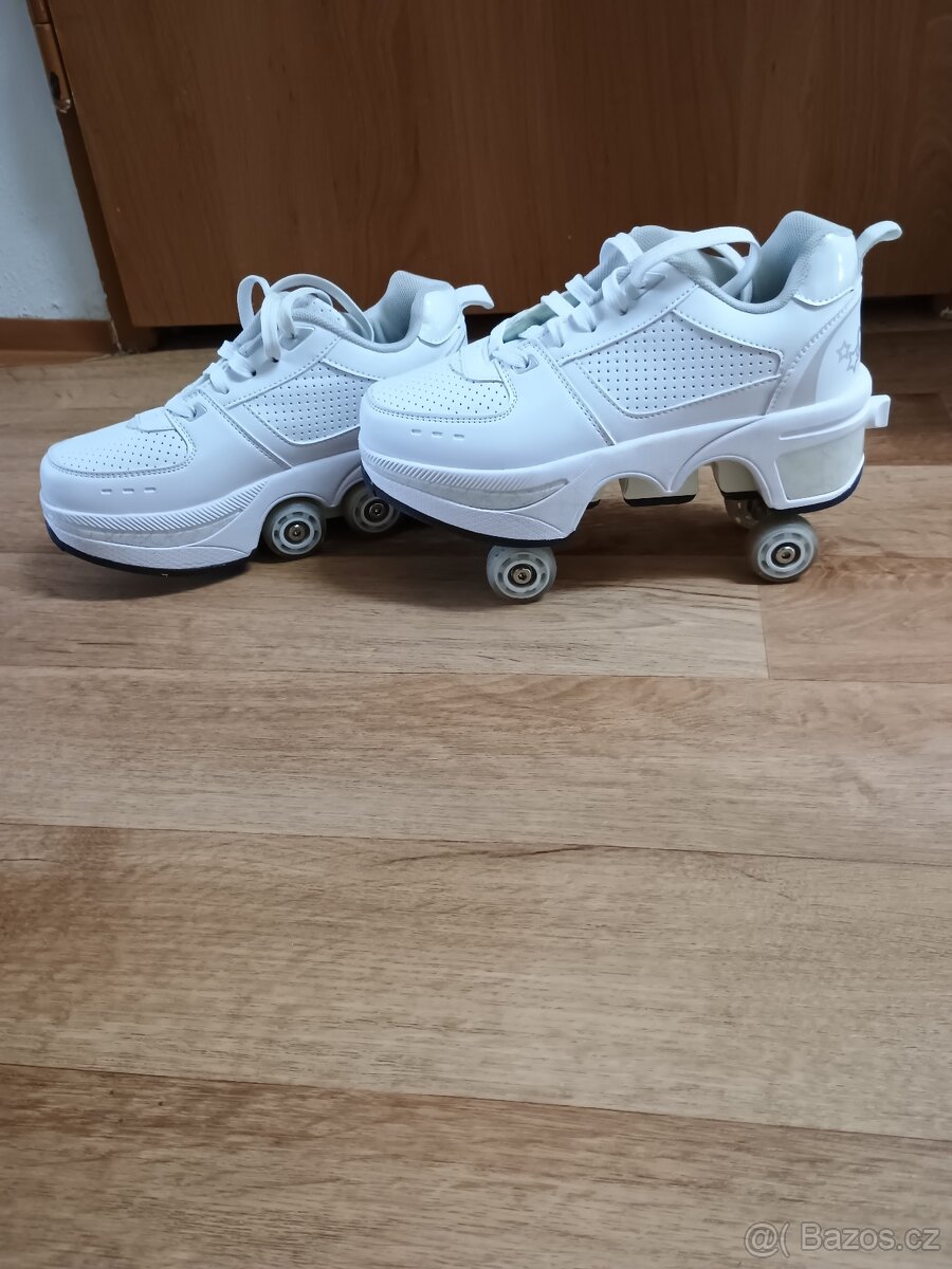 Kolečkové, jezdící boty vel.36