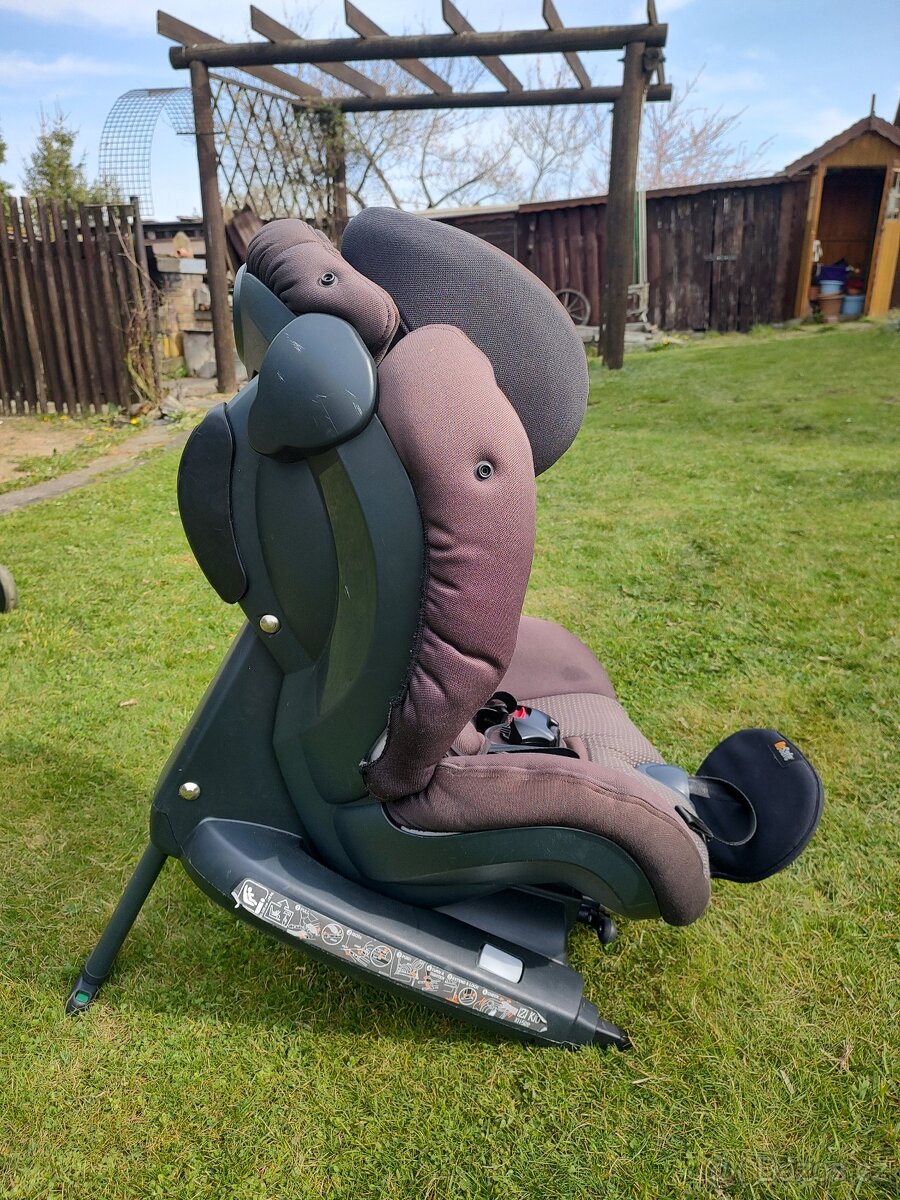 bezpečná autosedačka