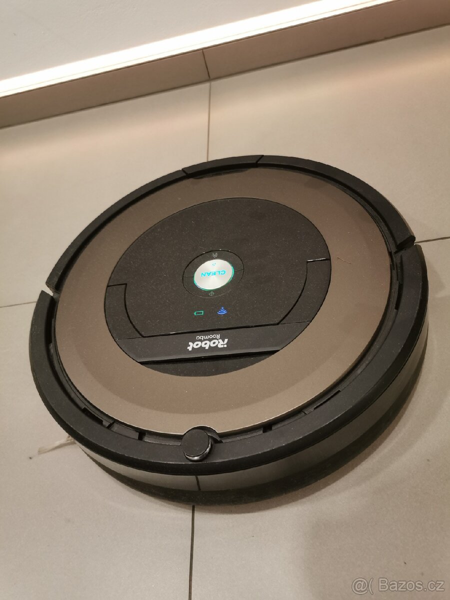 iRobot Roomba 896 (robotický vysavač s wifi)