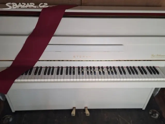Piano klavír