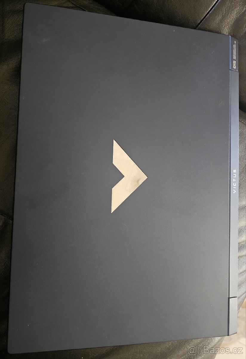HP Victus