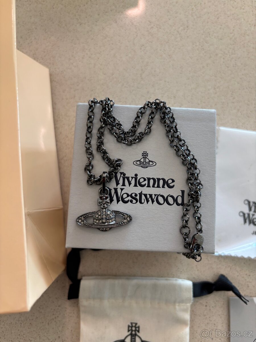 Vivienne Westwood náhrdelník